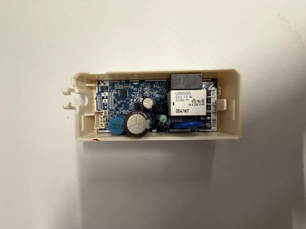 Whirlpool W10894035  W10835562 W11135445 W11179226 W11184505 W11207400 W11211941 W11223729 W11371382 PS12723985 Refrigerator Control Board