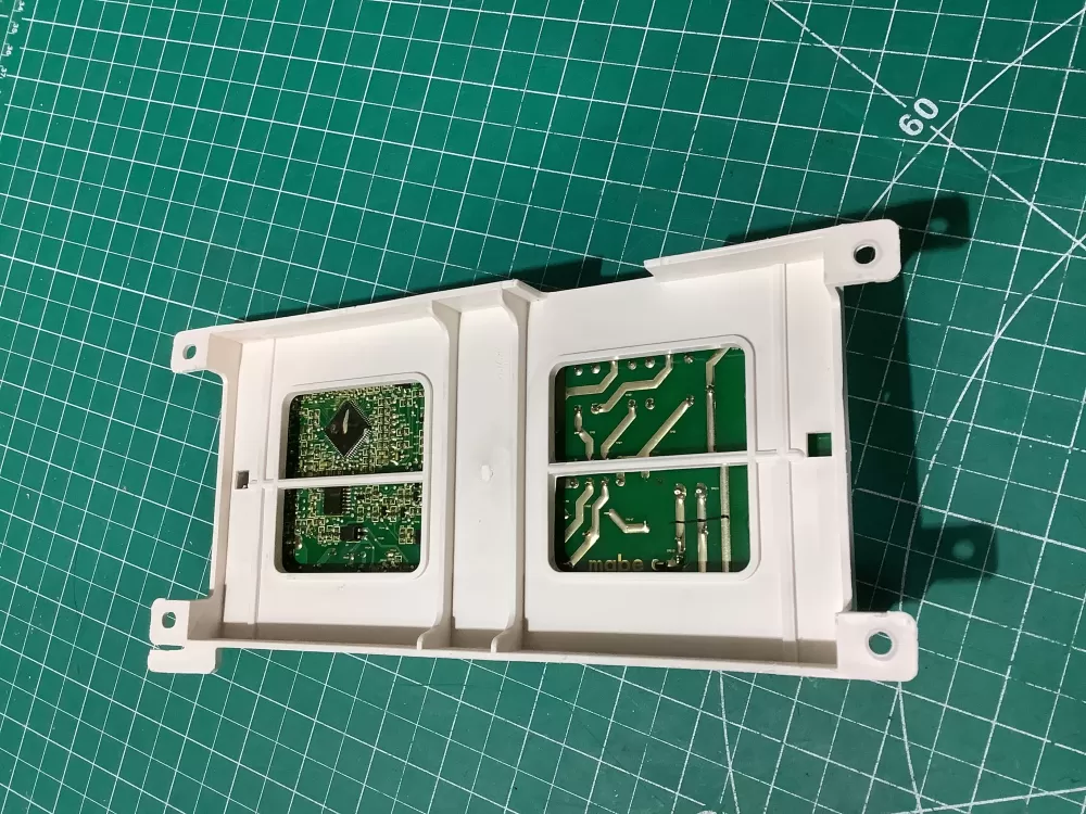 GE  Hotpoint WCC101K  234D2417G001R001 Washer Control Board