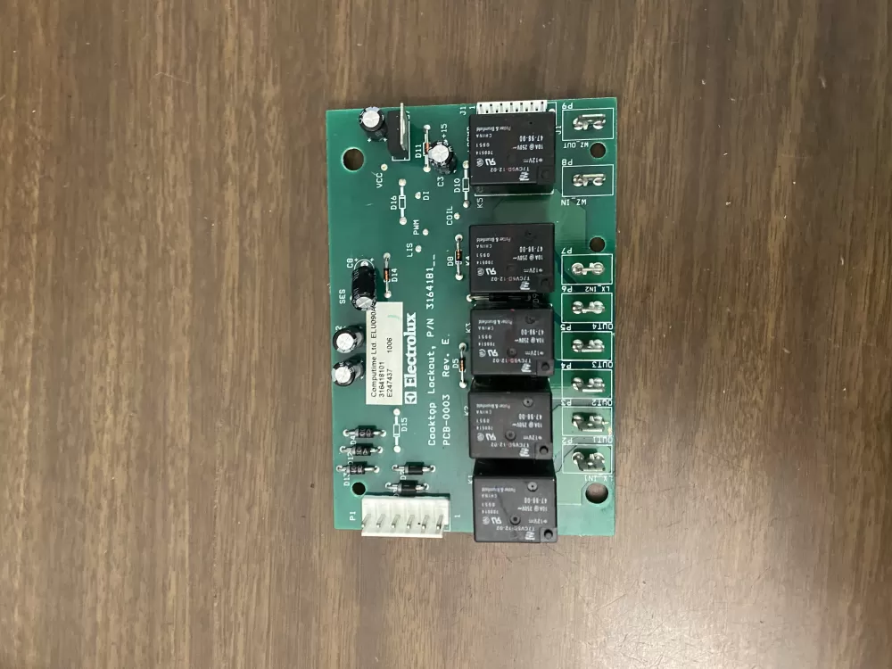 Frigidaire Kenmore AP3768449 316418100 316418101 PS977959 Range Control Board