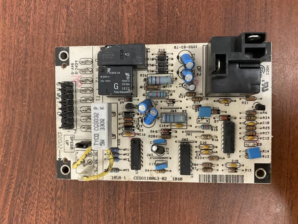 Carrier Defrost Control 1050-1SA CESO110063-02 1050-83-7A AZ37845 | BK1267