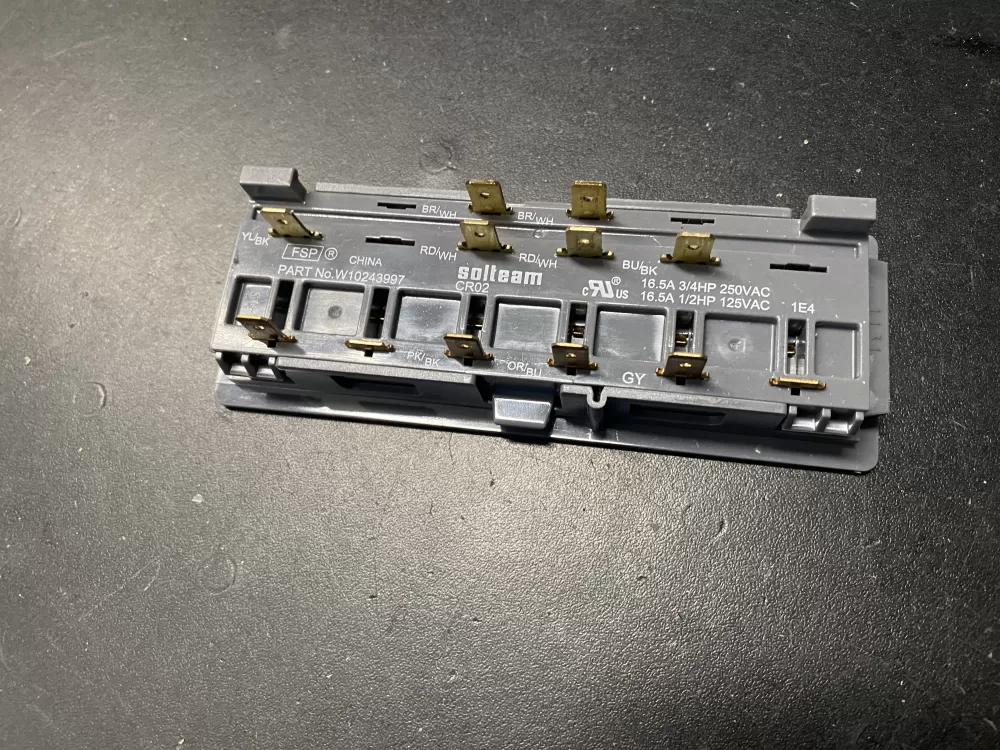 Maytag AP5305826 W10243997 Refrigerator Control Board Switch AZ19854 | BK944