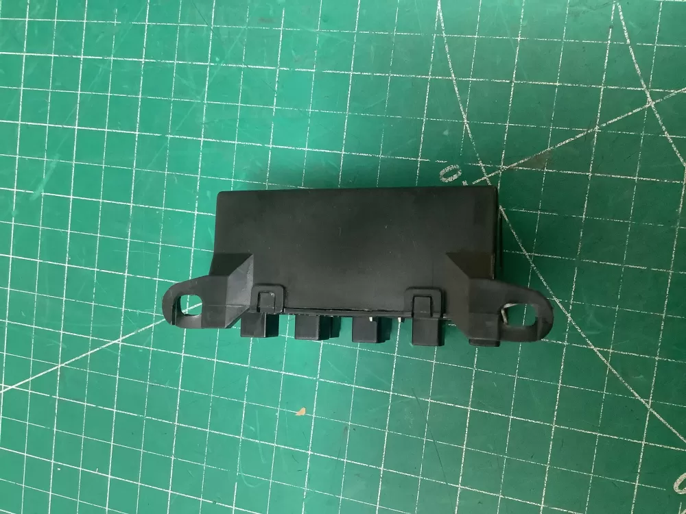 Whirlpool  Maytag  KitchenAid  Jenn-Air AP4098822 1035346 74009098 7431P053-60 PS2086548 Range Jenn Air Control Board Spark Module