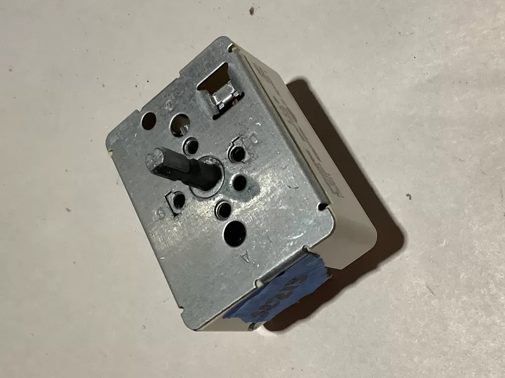 GE wb24t10022 Infinite switch with knob AZ125208 | Sl213