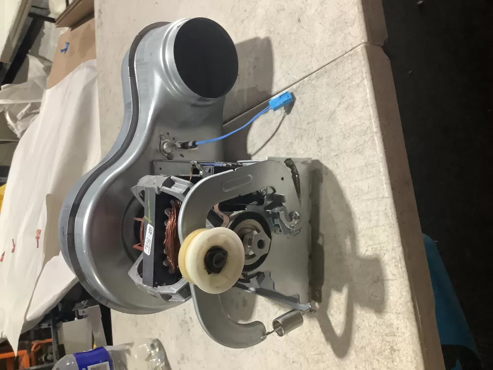 Whirlpool W10396032 Dryer Drive Motor AZ108793 | SL172