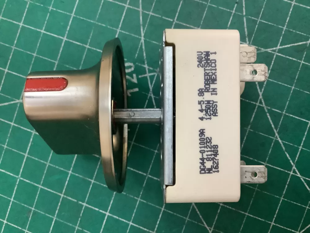Samsung DG44-01009 Range Burner Control Switch AZ218033 | SLA157