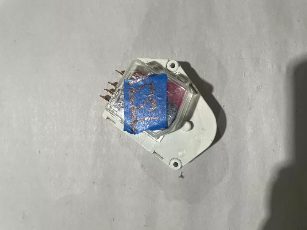 Frigidaire DBZC-1430-1D5 Refrigerator Defrost Timer AZ186426 | KM733