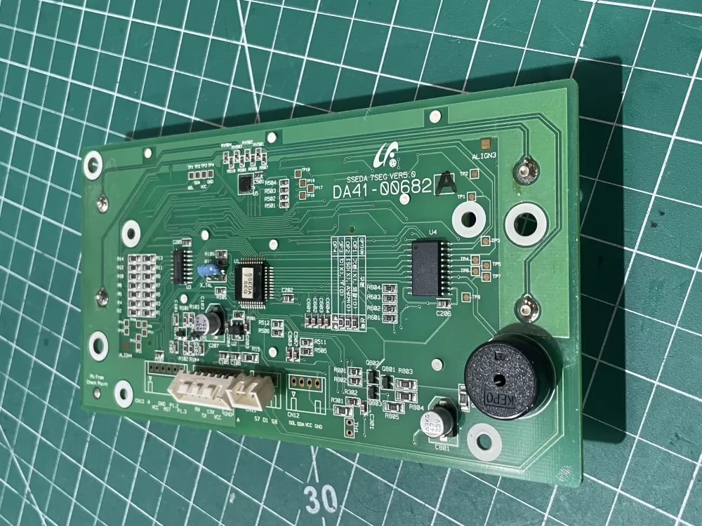 Samsung LG DA41-00682A Refrigerator Dispenser Control Board AZ195565 | Wm589