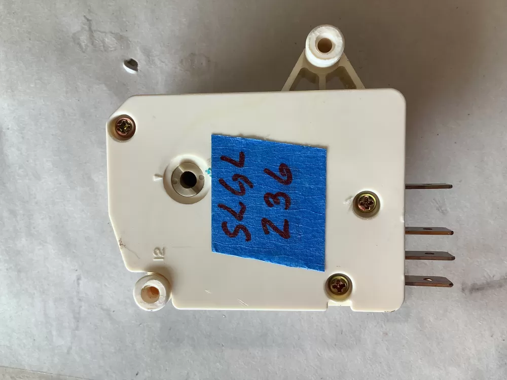 GE Kenmore WR9X520 WR09X0520 Refrigerator Defrost Timer AZ150931 | SL236