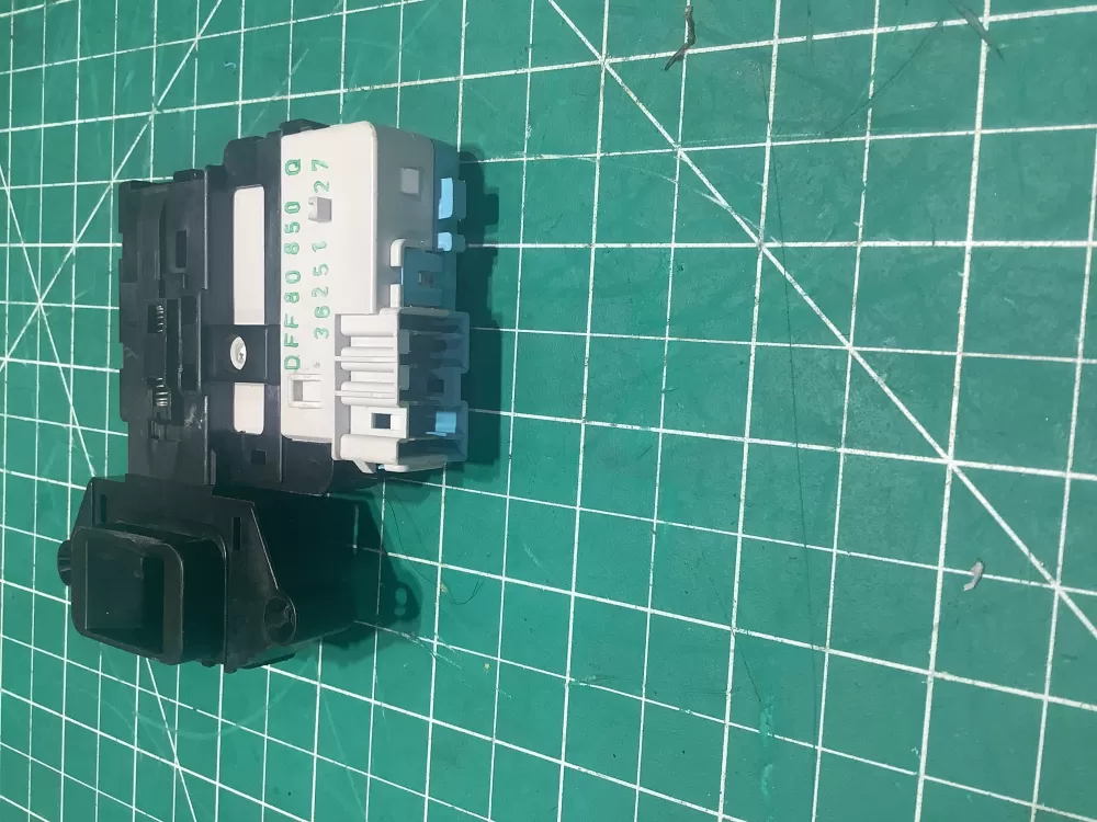 LG Door Lock Switch Delay Switch Drum Washer DDF80850Q AZ151905 | SL213