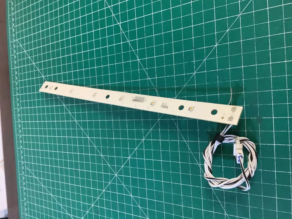 GE Refrigerator LED Light Board 225D1977G003 AZ209908 | NR2564