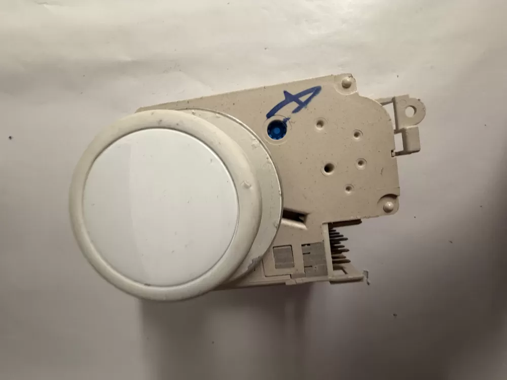 3952499A Whirlpool Washer Timer