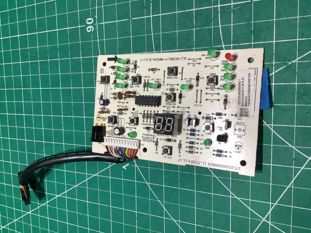 Comfort-Aire A/C Display Control Board 17120300000823 AZ183508 | AR2704