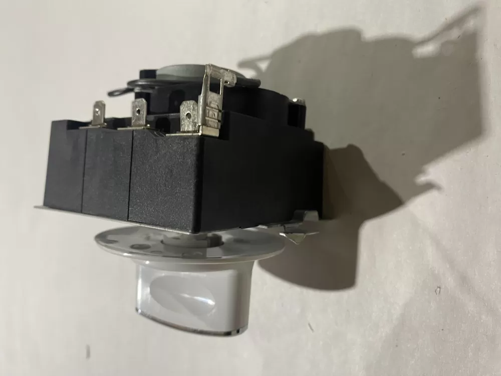 Hotpoint General Electric WE4M364 WE4M533 Dryer Timer AZ194615 | BK75