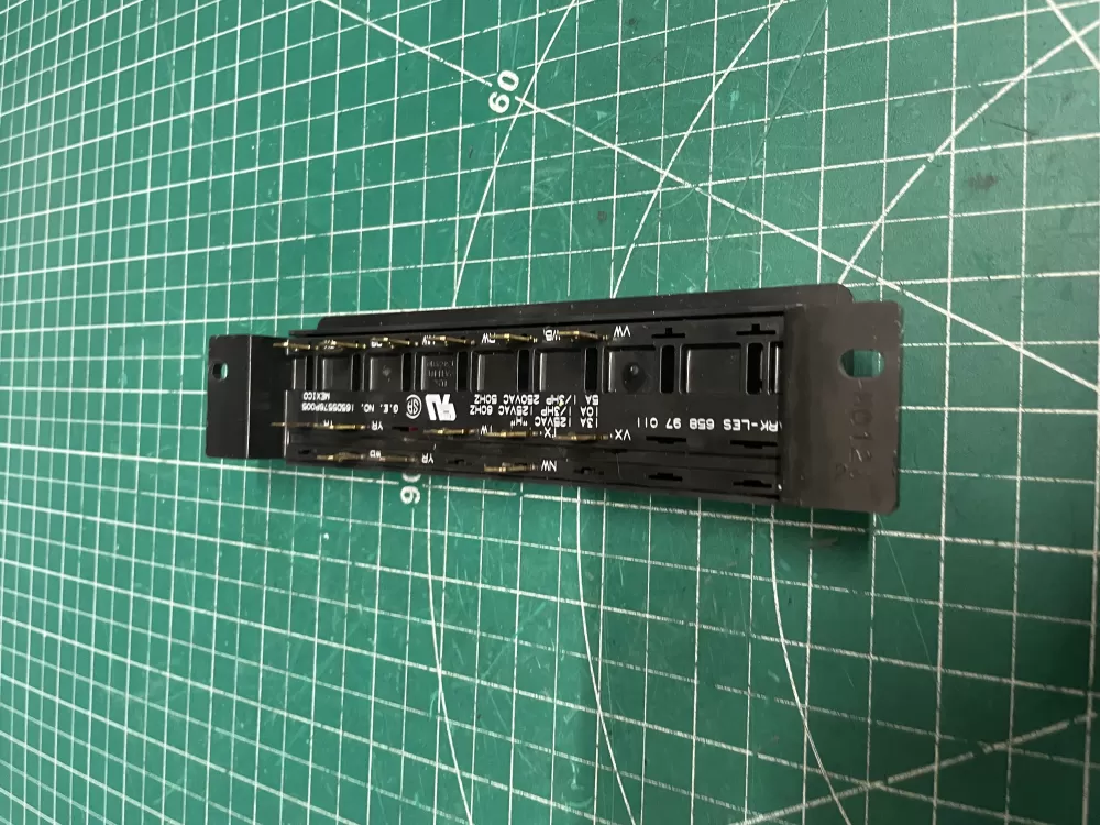 GE Dishwasher Push Button Switch Wd21x10089 AZ211985 | Wm2617