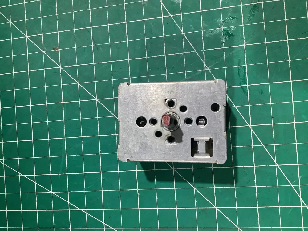 GE Hotpoint Kenmore 191D5452P001 Range Switch AZ136217 | SL253