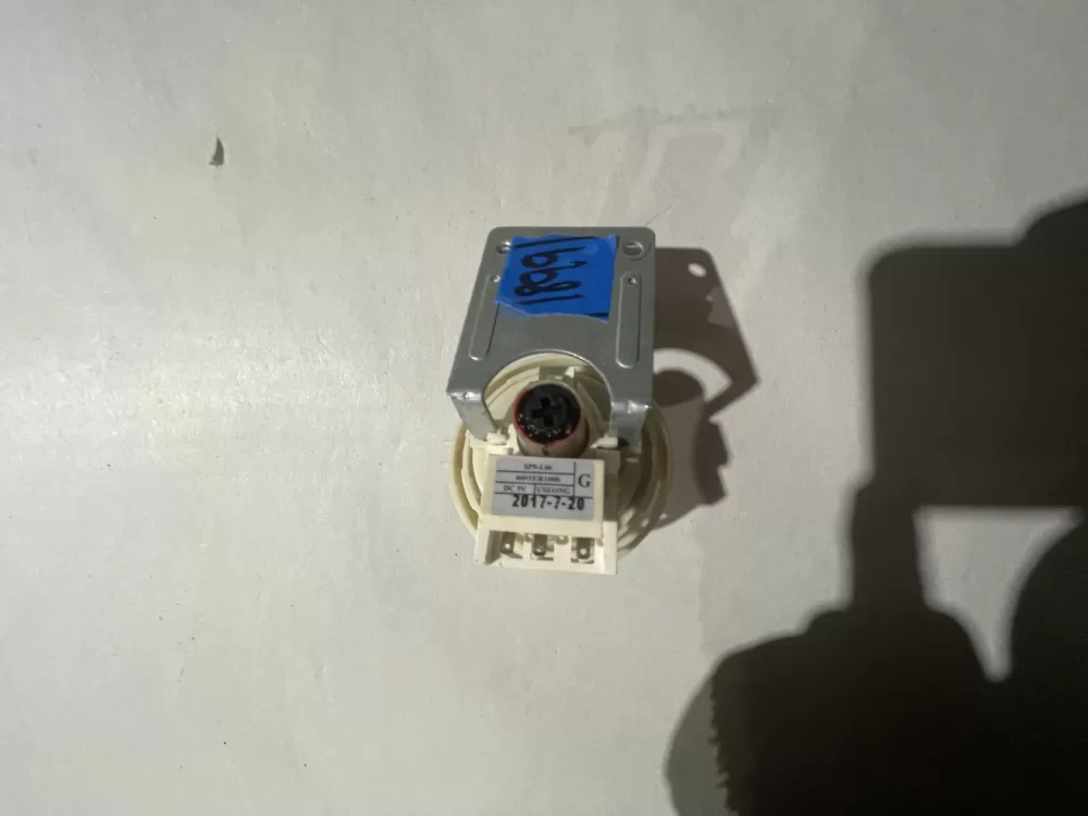 LG 6601ER1006E Washer Pressure Switch AZ206266 | KM1899