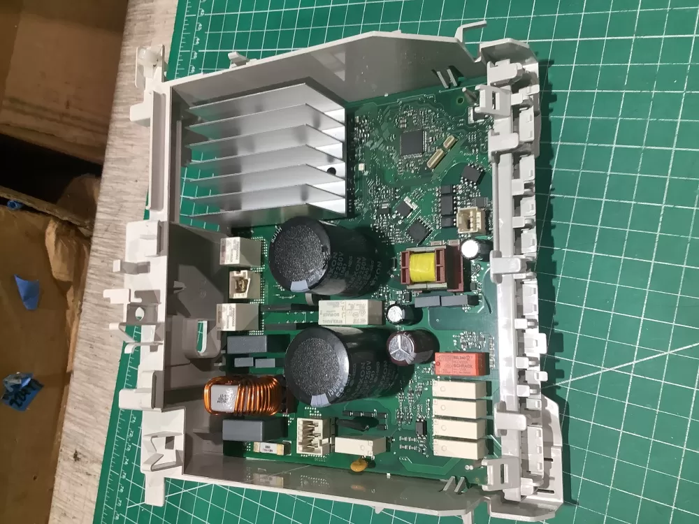 Miele 11761291 Washer Control Board AZ185690 | AV472