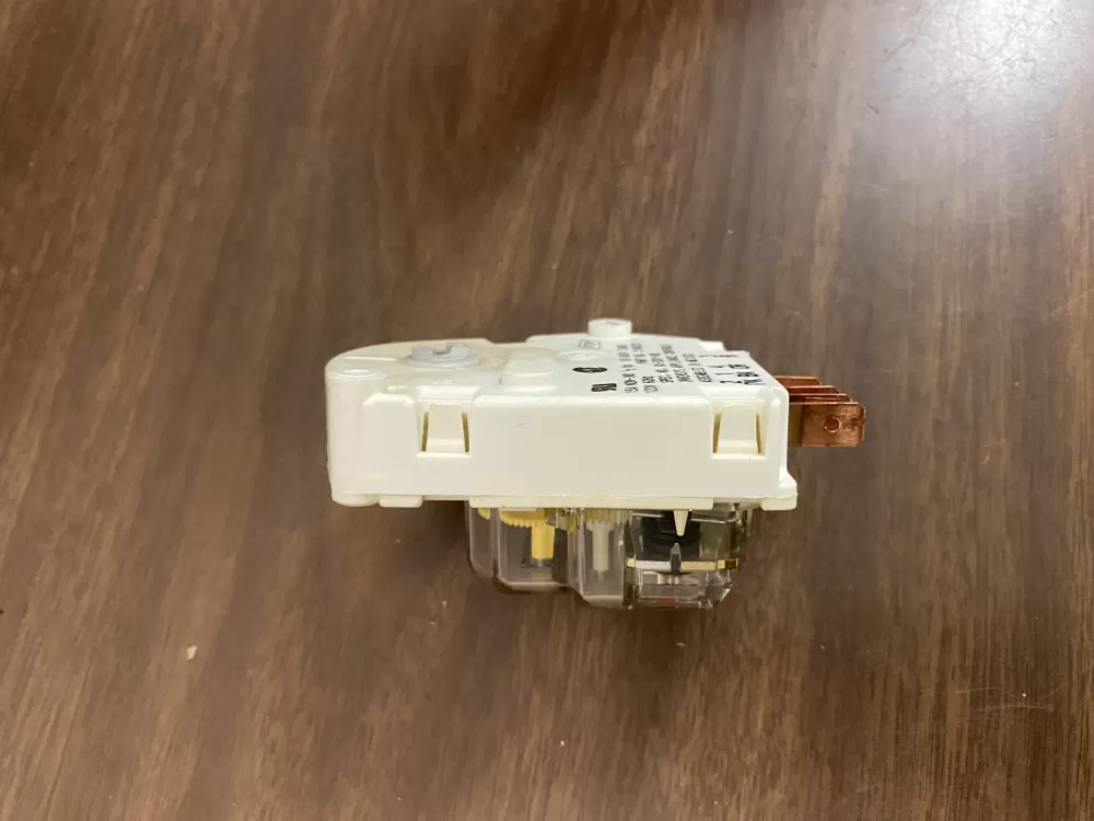 Whirlpool Kenmore W10822278 Refrigerator Defrost Timer AZ40631 | BK1706