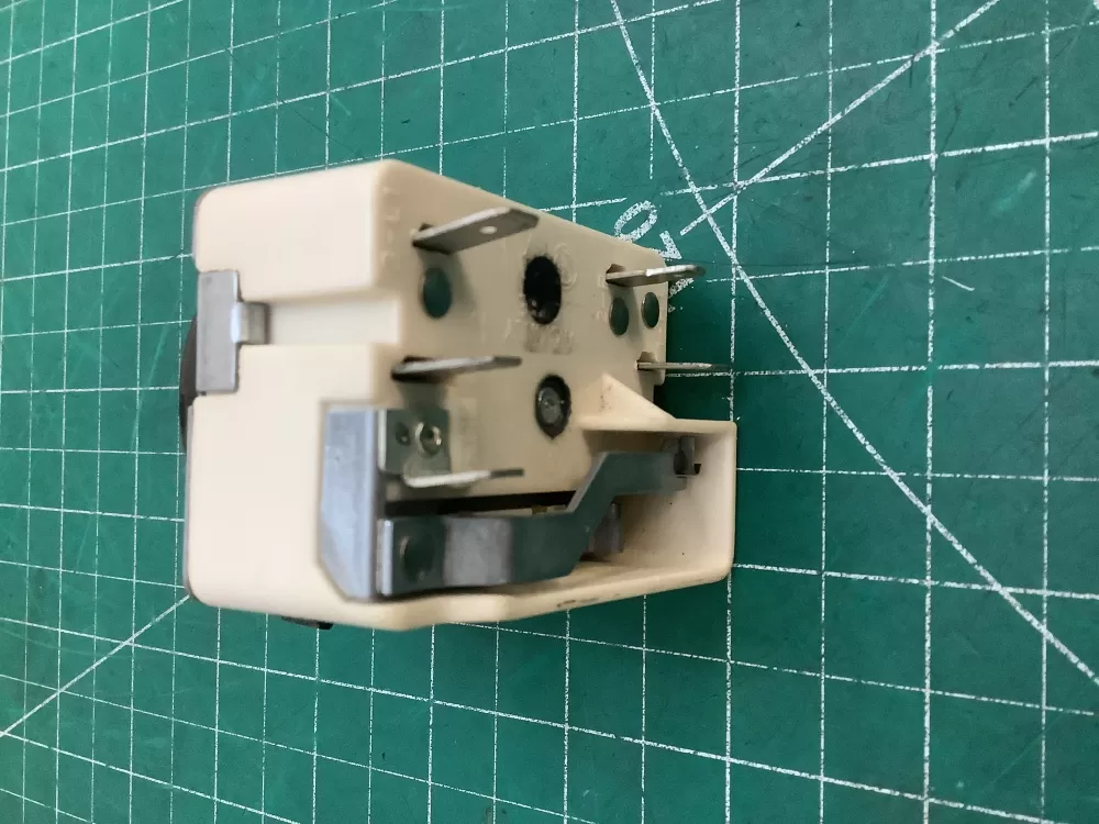 GE Hotpoint Wb24t10029 Range Switch Infinite AZ217934 | SLA157