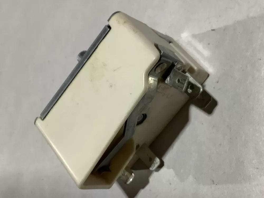 Whirlpool 7403P373-60 Range