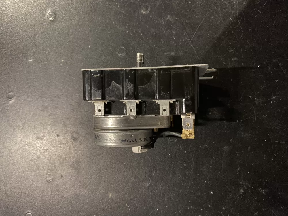 GE 572D520P014 WE4M260 Dryer Timer AZ25785 | BK83