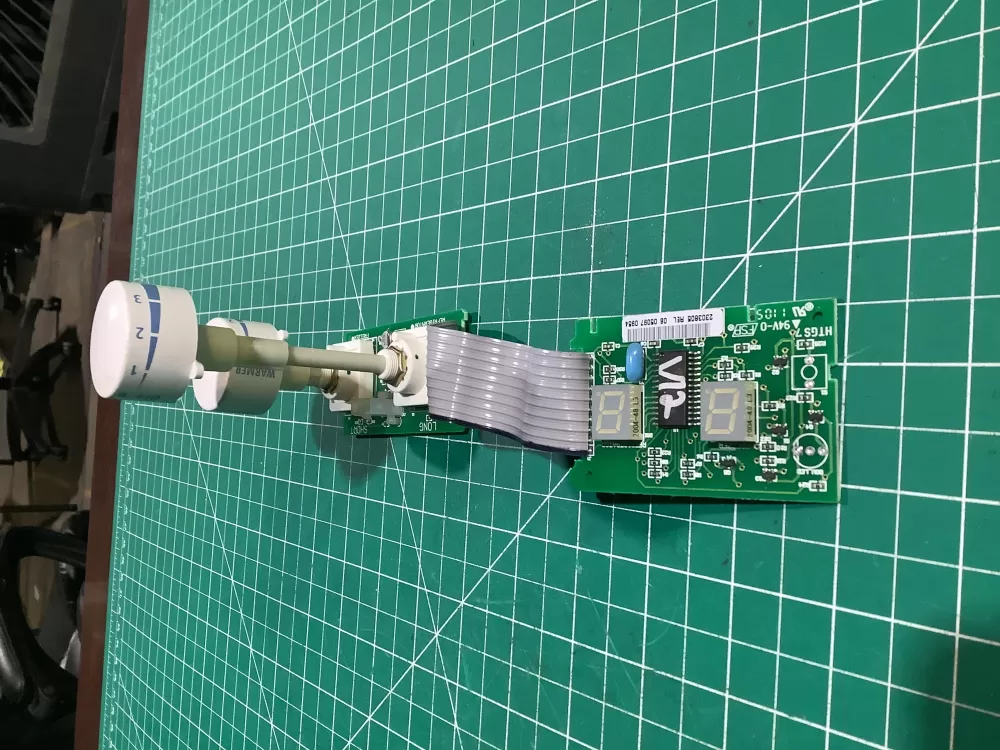 Whirlpool 2255222 Refrigerator Control Board AZ146155 | NR2451