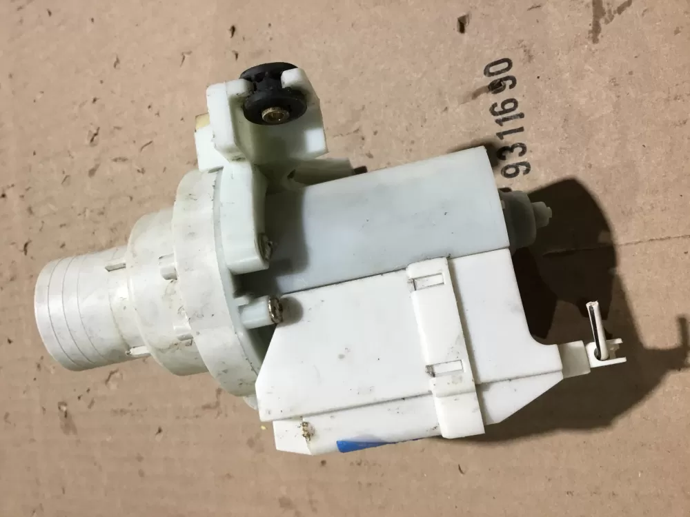 GE DP040 064 228c2389p001 Washer Pump AZ90288 | Sl34