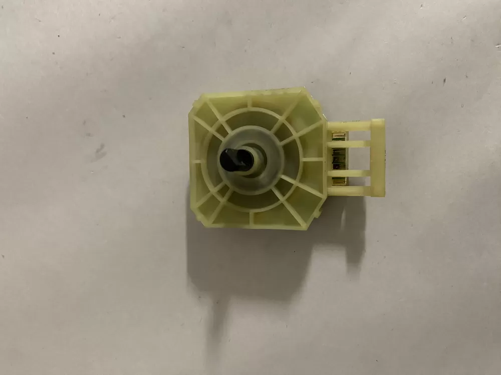 Frigidaire  Kenmore 137493400 Washer Control Board Switch