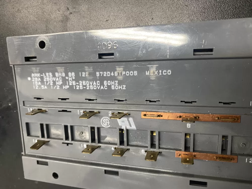 GE 572D491P005 Dryer Control Board Switch AZ21799 | BK975