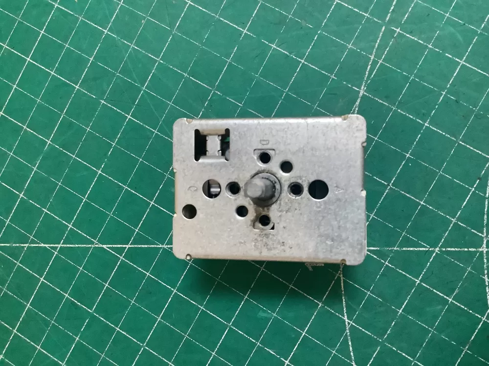 Whirlpool  Kenmore  Maytag  Admiral  Amana  Magic Chef  Crosley  Jenn-Air  Norge WP7403P238-60  AP6011290  7403P238-60  705120  7403P262-60  7403P373-60  PS11744486  WP7403P238-60VP  0622913  811420 Stove Infinite Switch Control