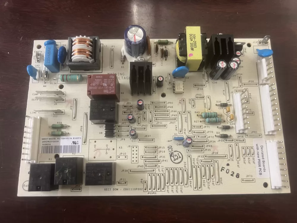 GE 200D6221G028 EBX1110P002 Refrigerator Control Board