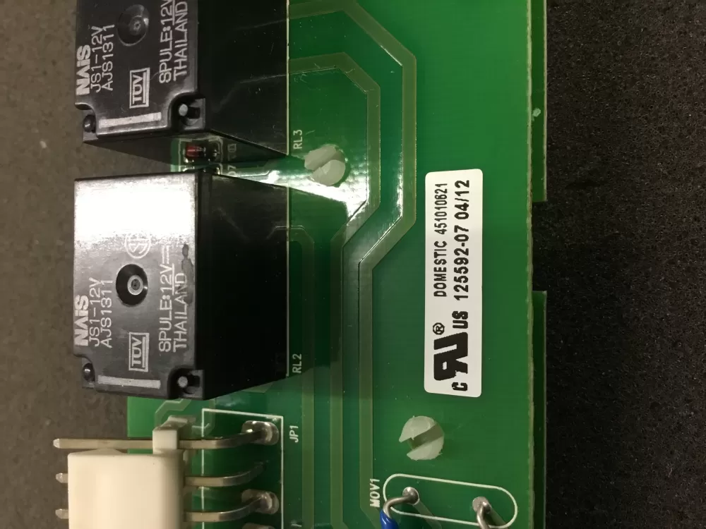 Maytag 125592 07 Refrigerator Control Board AZ80252 | NR1121