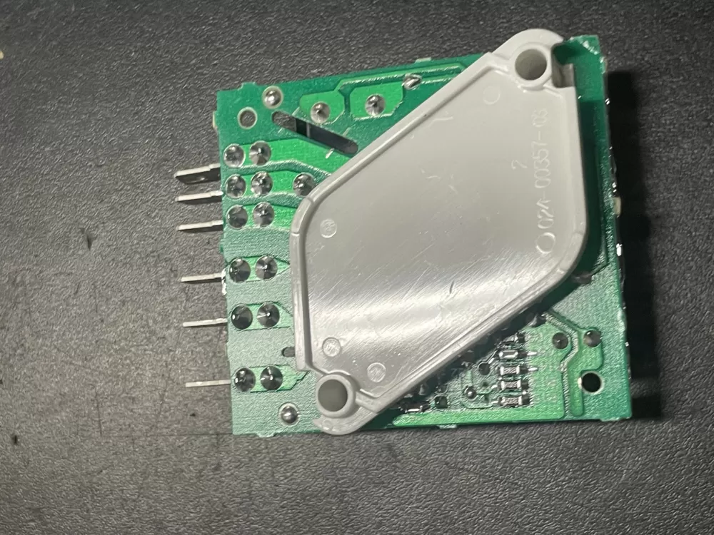 Whirlpool Maytag KitchenAid Refrigerator Control Board Defrost AZ18796 | WM1243