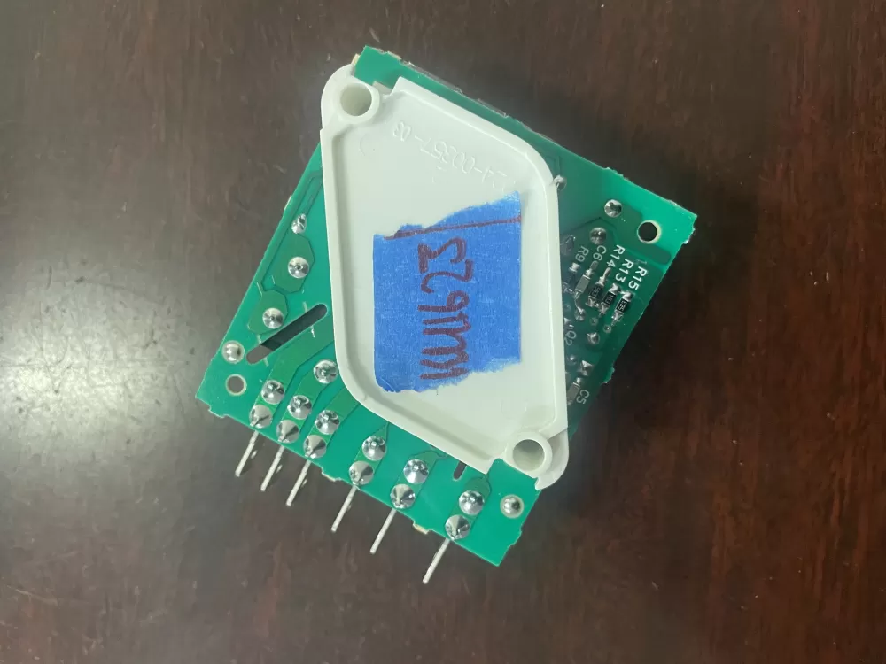 Whirlpool Maytag KitchenAid Refrigerator Control Board Defrost AZ47527 | KM1623