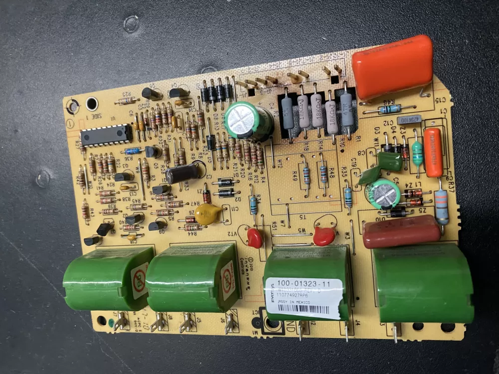 Whirlpool  Kenmore  Maytag  KitchenAid  Roper  Estate WPW10331686  AP6019728  W10331686  1937904  8054084  8273970  8273972  8273977  8522964  9758080  9758080R  PS11753037  WPW10331686VP Oven Spark Module