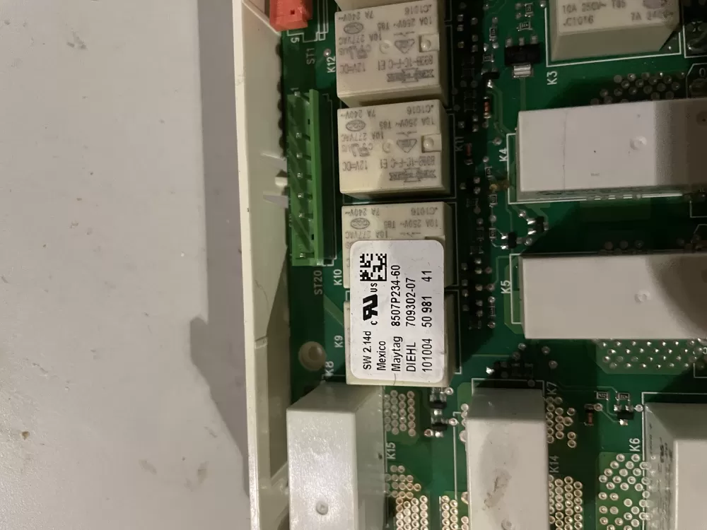 Jenn-Air 74011546 8507P234 60 Range Jenn Air Control Board AZ32337 | Wm178