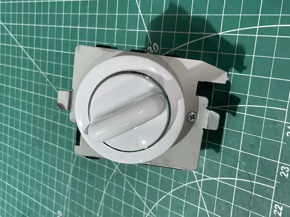 GE 572D520P021 WE4M271 Dryer Timer