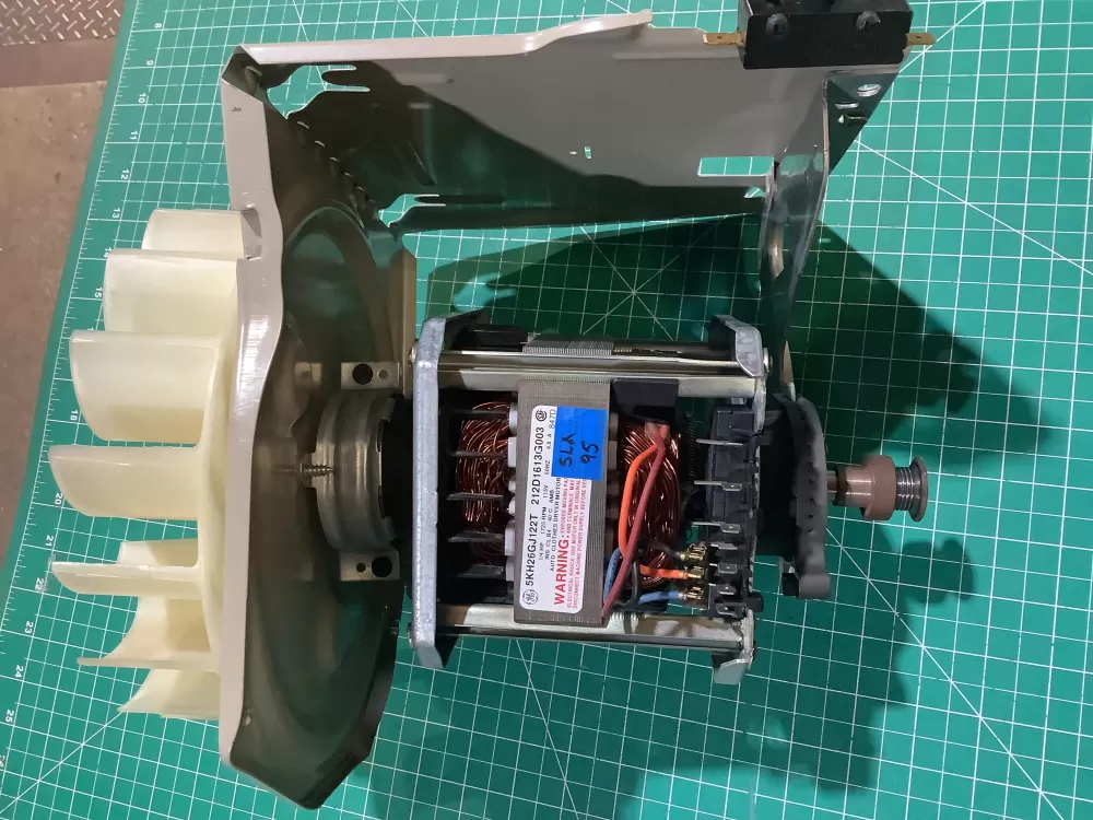 GE Frigidaire 212D1613G003 Dryer Motor AZ229694 | SLA95