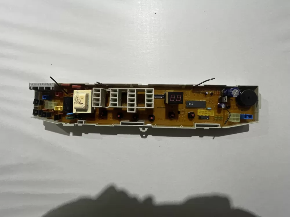 GE 20050325 Microwave Control Board