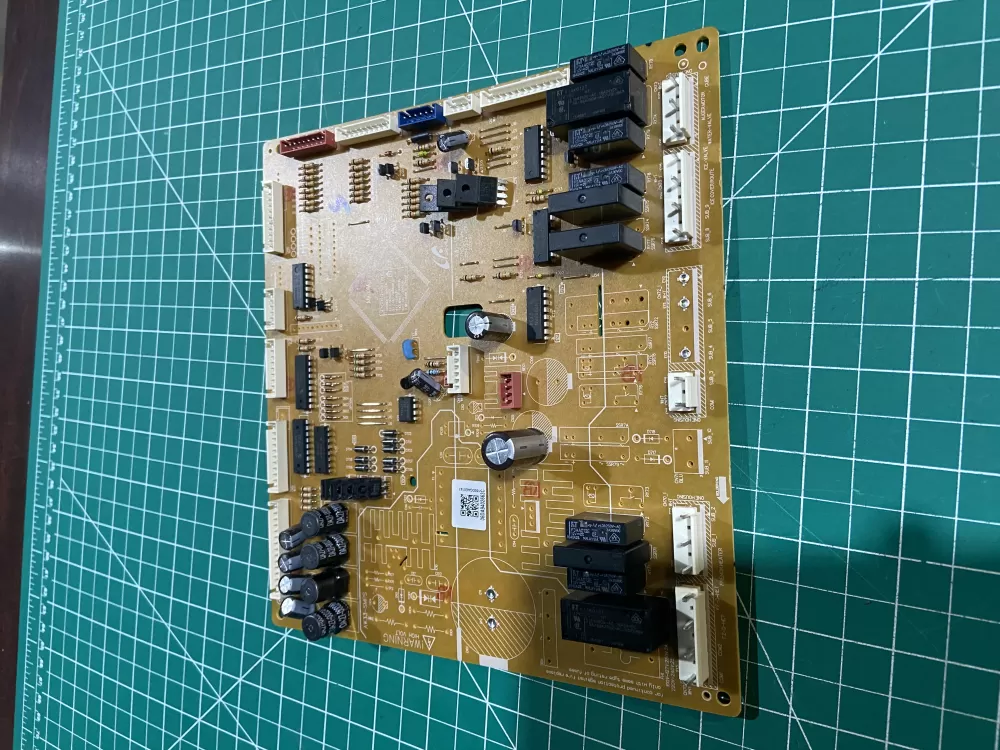 Samsung DA94-02663C Refrigerator Control Board AZ142689 | NR2400