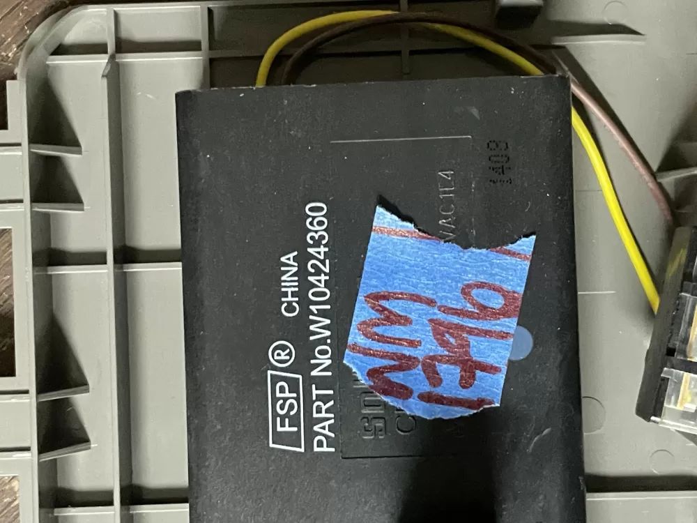 Whirlpool W10424360 Refrigerator Ice & Water Control Assembly AZ48547 | Wm1796