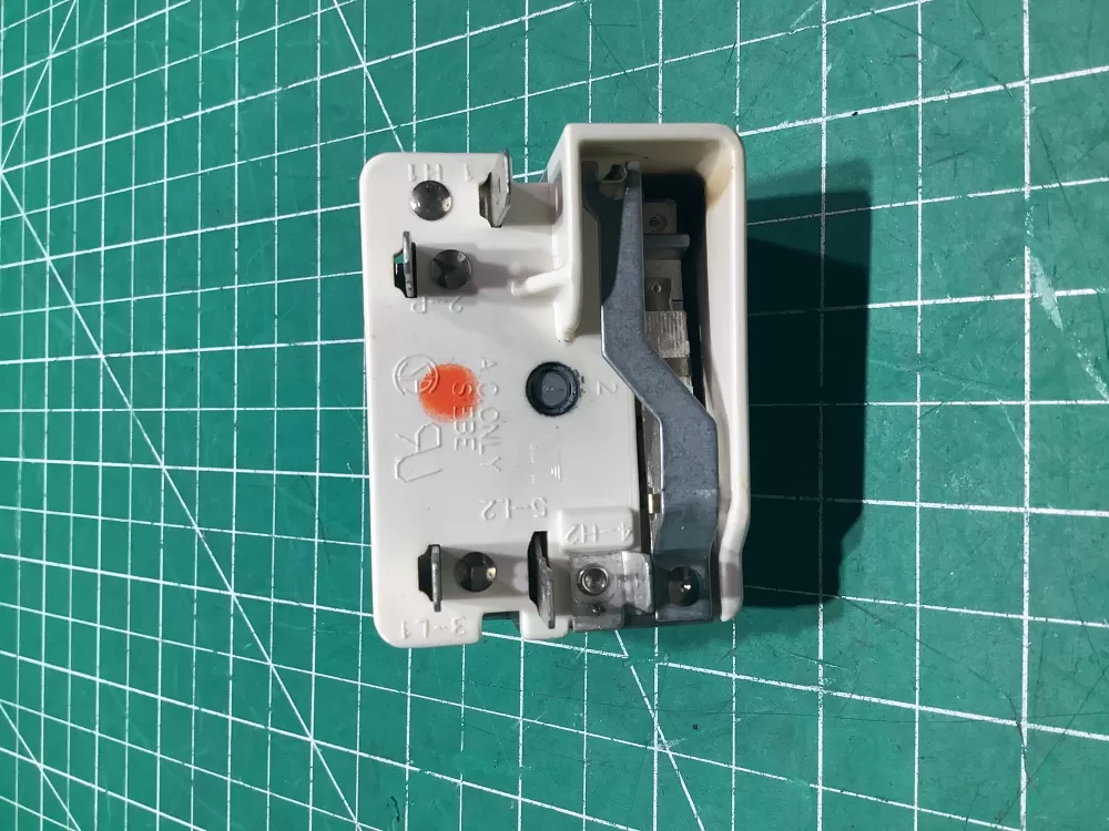 GE Range 164D1816P12 Infinite Burner Switch Control AZ144865 | SL272