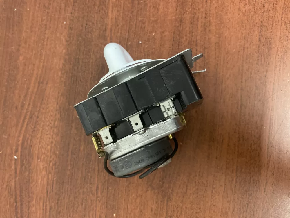 GE 572D520P021 WE4M271 Dryer Timer AZ52948 | BK1851