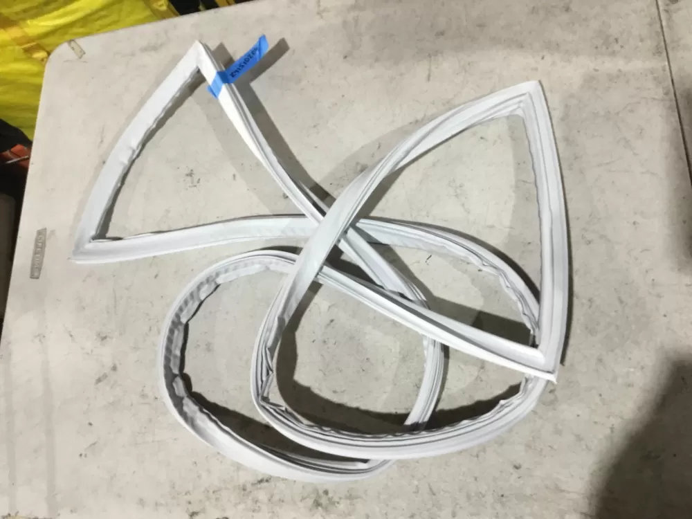 Electrolux 241510206 Refrigerator Door Gasket AZ73076 | Sl110