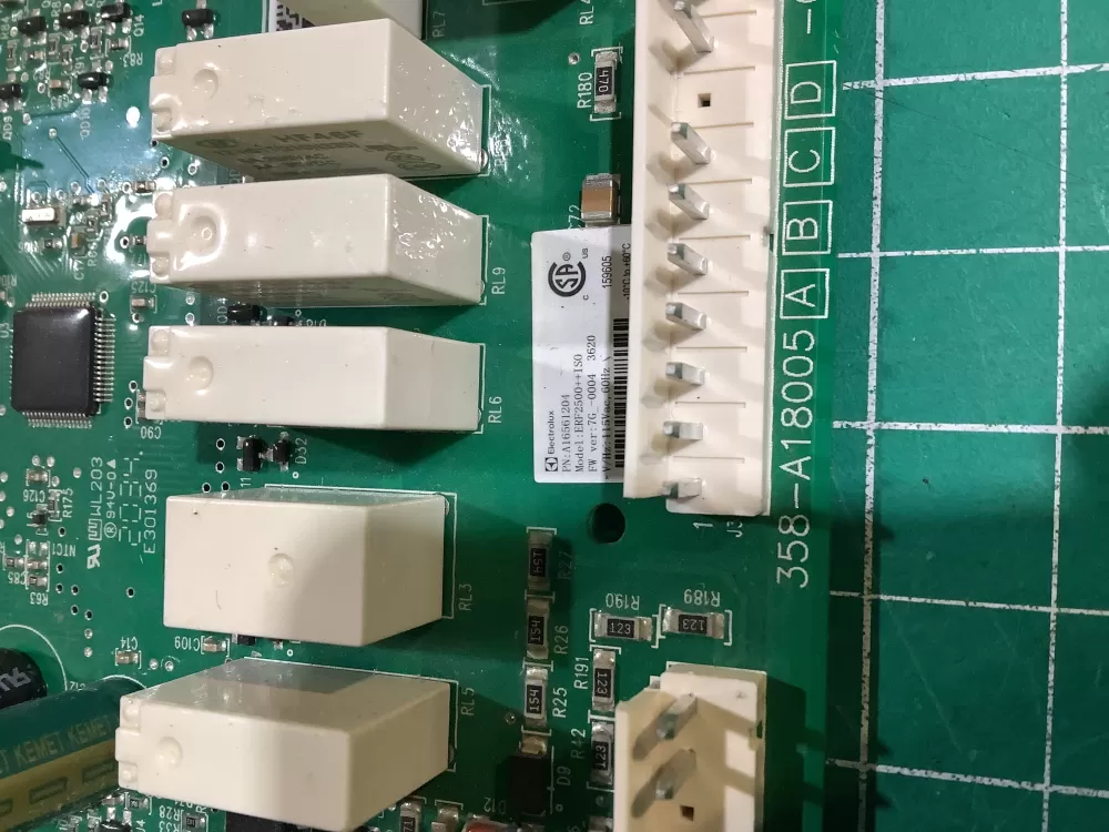 Frigidaire A16561204 Refrigerator Board AZ146115 | NR2451