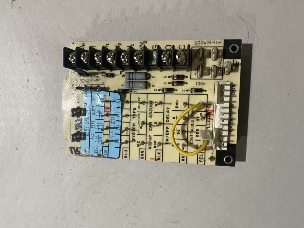 Carrier Bryant HK61EA005 Furnace Board AZ193697 | BK574
