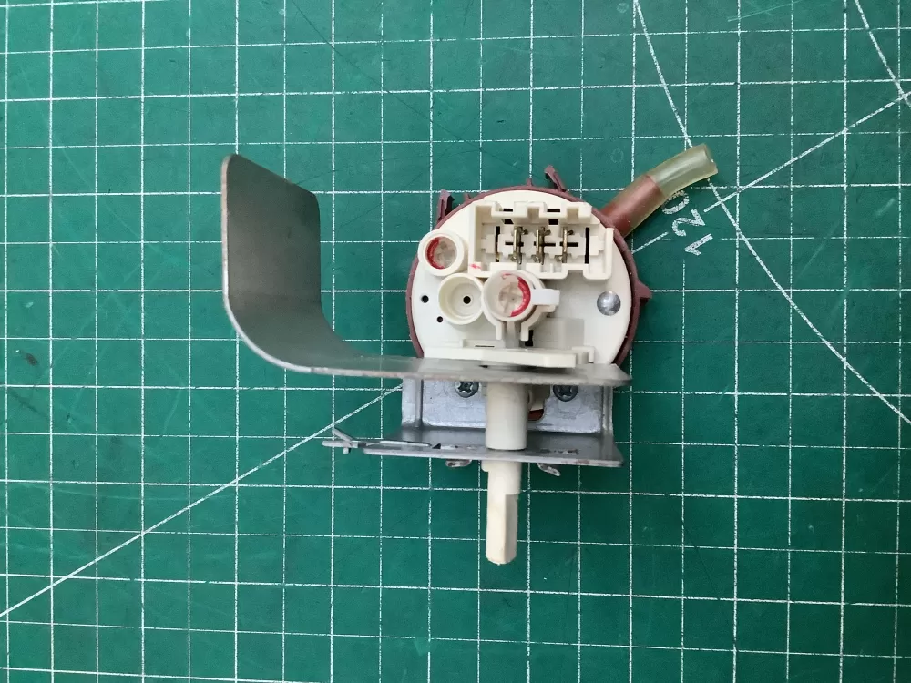GE 175D4766P014 WH12X10378 Washer Pressure Switch AZ218042 | SLA157