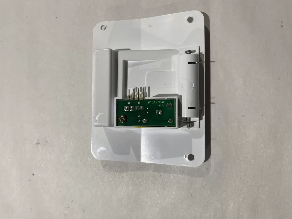 Whirlpool W10757851 4389102 Refrigerator Ice Control Board AZ156018 | BK2007