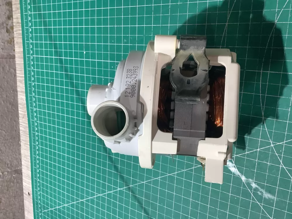 Bosch 243993 Dishwasher Main Water Pump Motor AZ191146 | SL72
