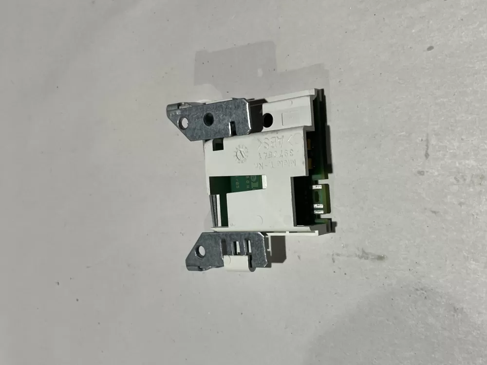 Miele Dishwasher Low Spray Detector 3894185 AZ124336 | Wm255